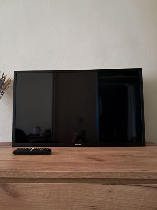 Телевiзор Samsung 32дюйми