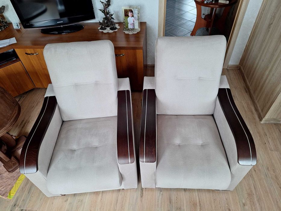 2 fotele stan idealny 350pln/szt