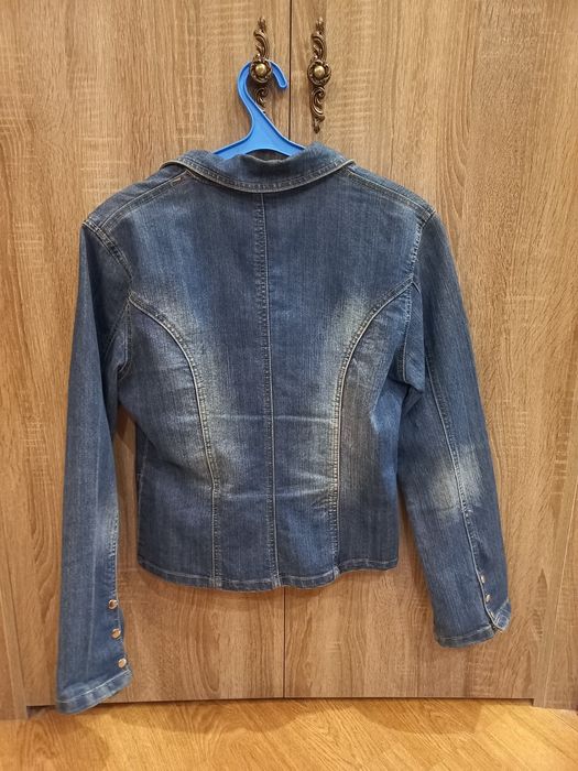 Джинсовка джинсова куртка