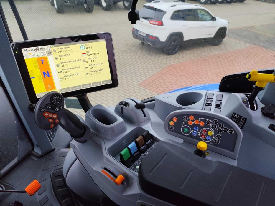 New Holland T7.210