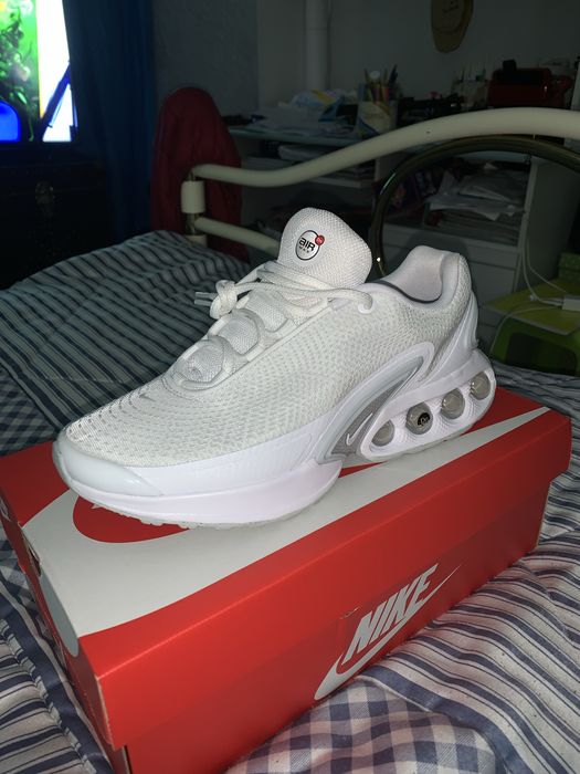 Vendo air max dn brancas 42