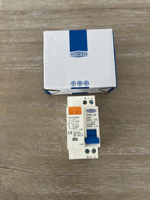 20A Residual Current Circuit Breaker (RCCB), New + Circuit Breaker64729946372098120