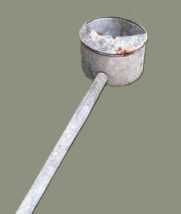 Engenho antigo, de apoio à rega em latão com 180 cm de comprimento