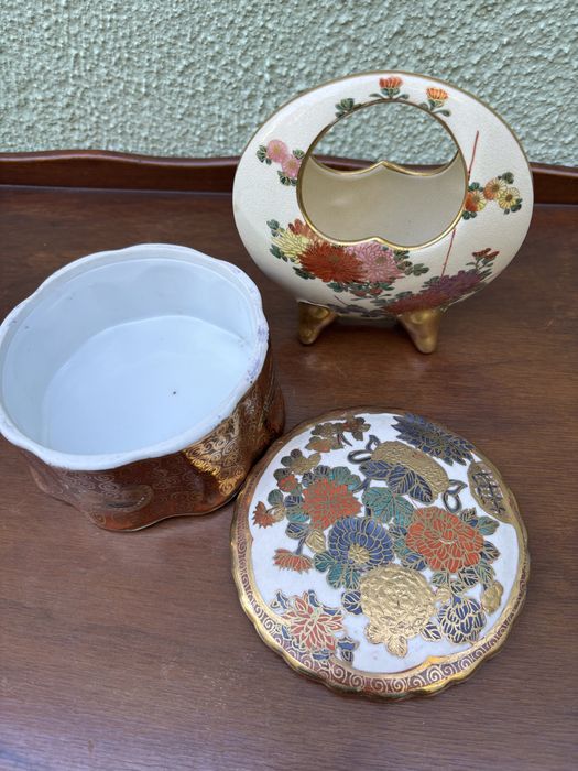 Caixa e Cesto Porcelana Chinesa dourada