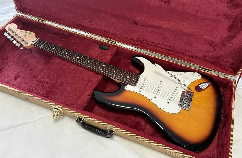 ふふふさん交渉済み　fender stratocaster mexico Fender MEX Player II Stratocaster (Aged Cherry Burst/Maple