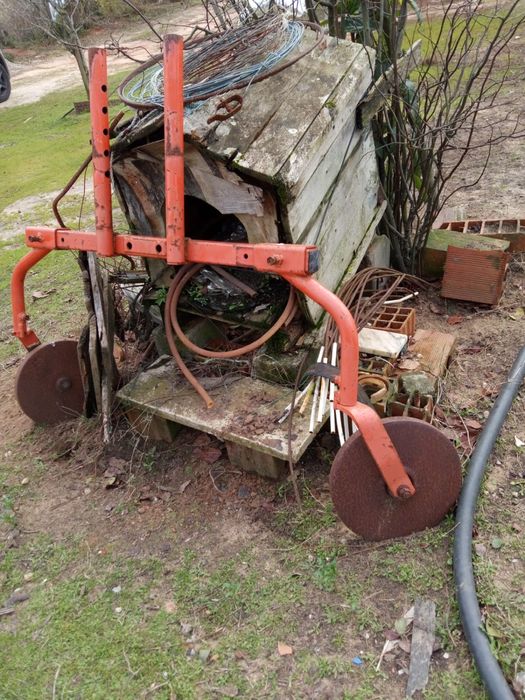 Mini Trator Cx.Carga,Charrua,A.Regos,etc