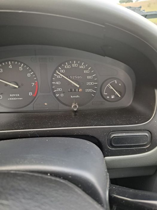 Veículo rover em ótimas condições