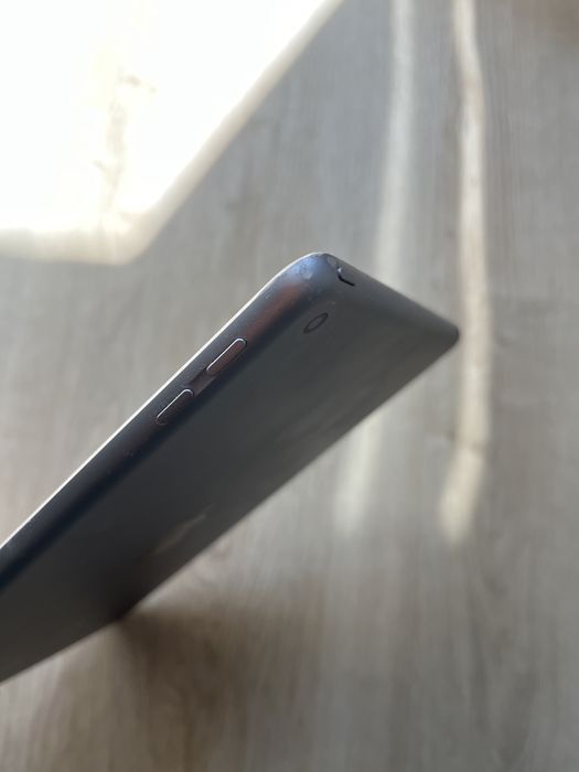 iPad 9.7'' (2017), 5th Generation446974935266109442
