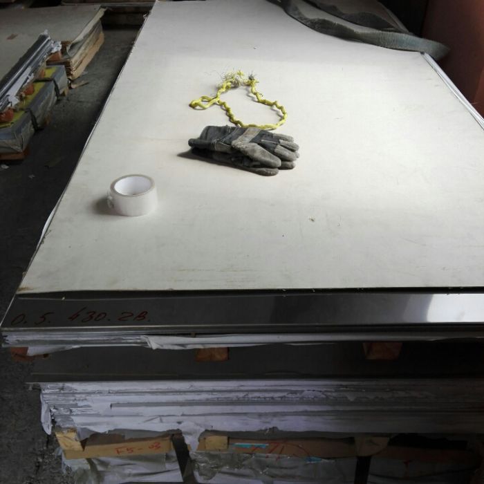 Лист нержавеющий 0,4-50мм Техничка Пищевой 08Х18Н10 12Х17 12Х18Н10Т