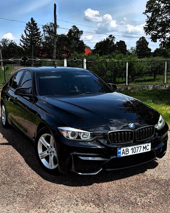BMW F30 320i