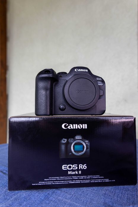 Canon R6 markII 2 - Bezlusterkowiec, niewielki przebieg