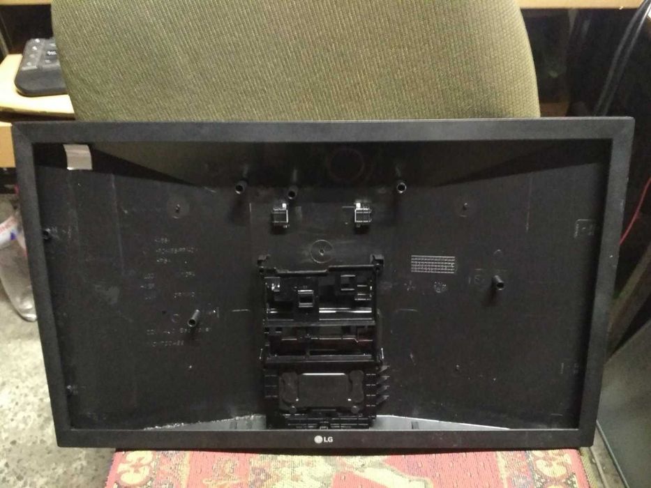 LG 22EA430V-B---разборка
