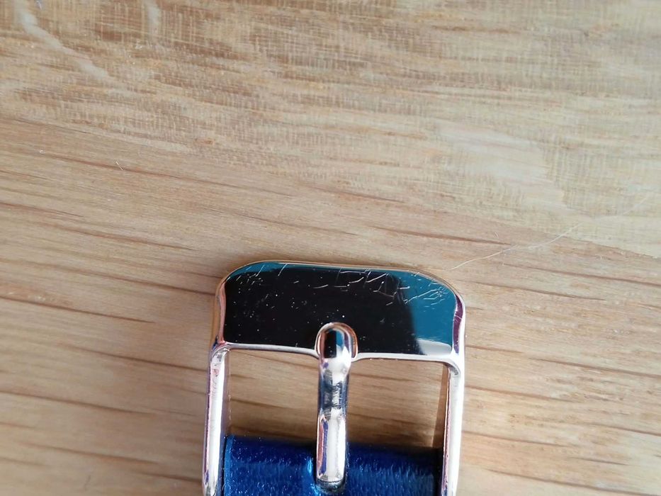 Zegarek damski LBVYR 48838 z kryształkami