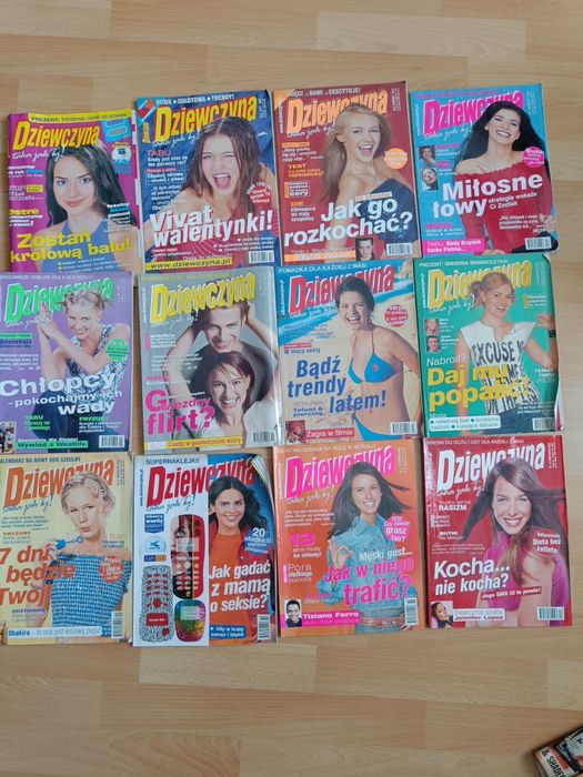 komplet  gazety  "Dziewczyna" z 2002 roku