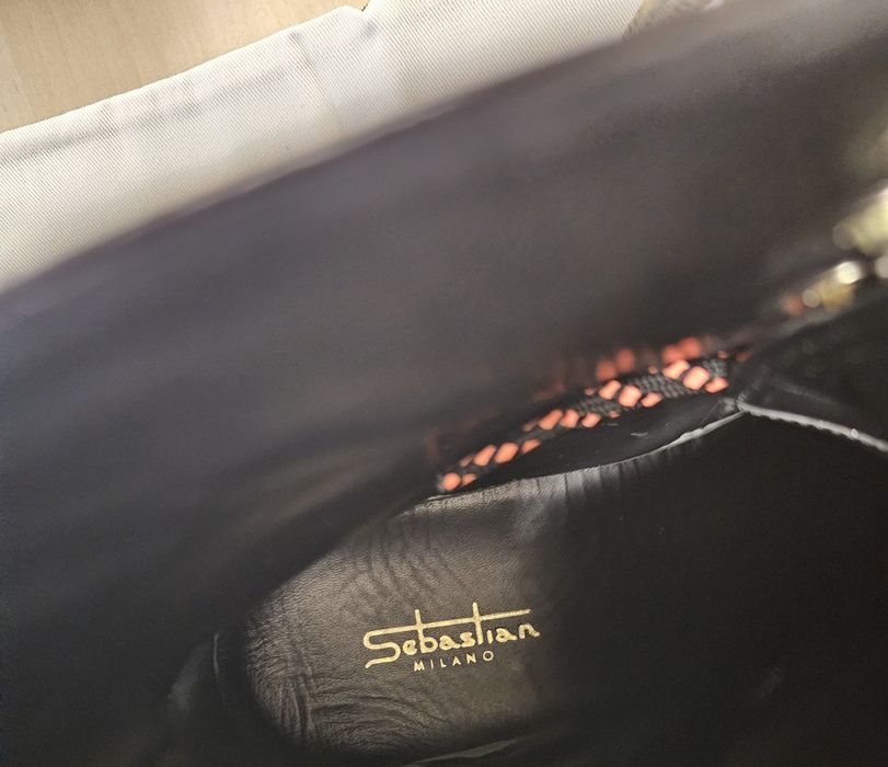 Czarne pomarańczowe buty wokery Sebastian Milano skóra