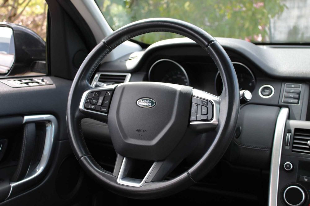 Land Rover Discovery Sport HSE 2.2 TD4 (278€/Mês)