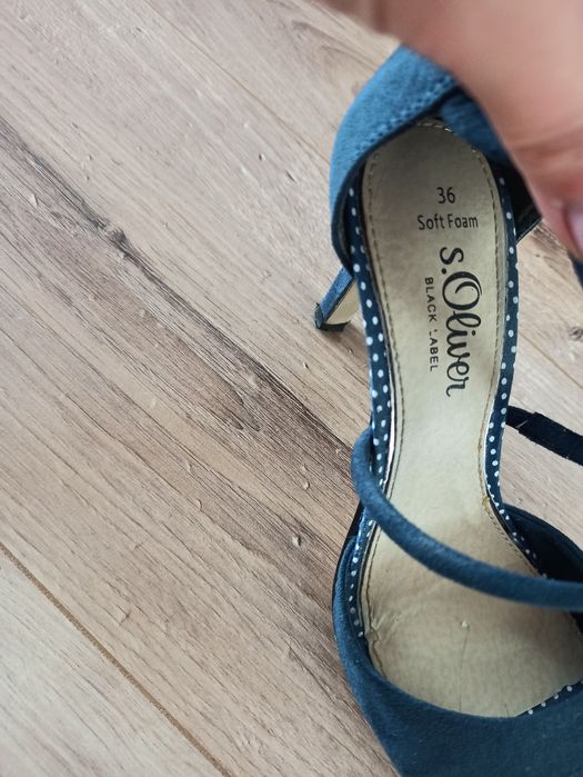 Sandały damskie na szpilce