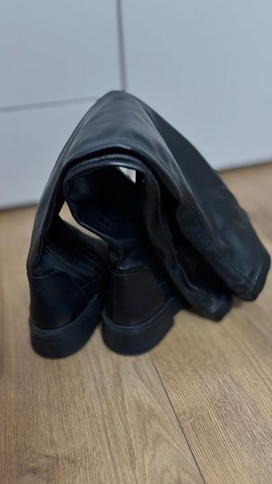 Чоботи жіночі шкіряні