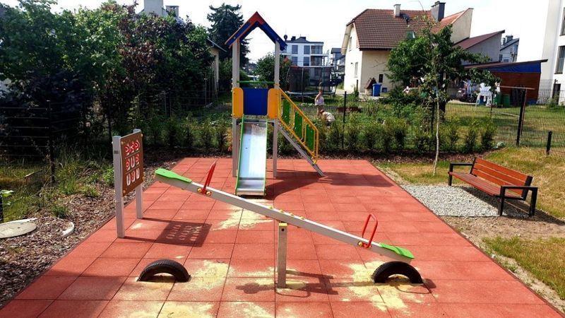 Mata gumowa na plac zabaw, bezpieczna nawierzchnia 25 mm - EKOFLEX
