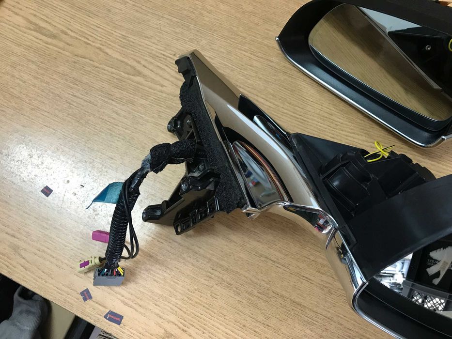 Tesla Model S Дзеркало Ліве Праве - рестайл дорестайл