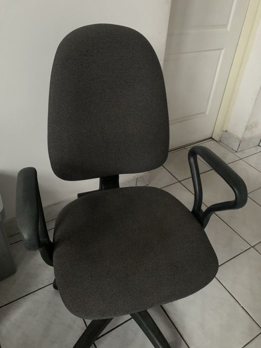 Fotel/krzesło biurowe obrotowe