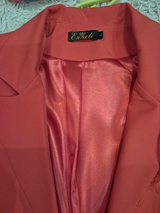 Стильний жіночий костюм трійка