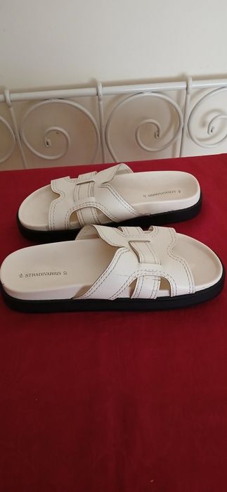 Chinelos Stradivarius