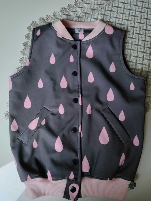 Kamizelka r. 140/146