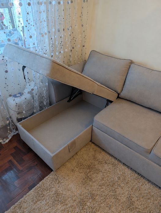 Sofá-Cama com Chaise Longue e Baú — Excelente Estado — Cinza