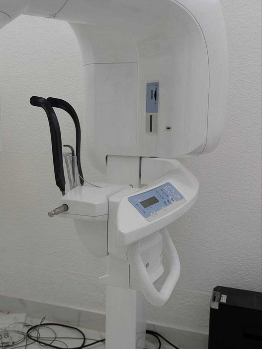 Томограф Carestream CS 9300