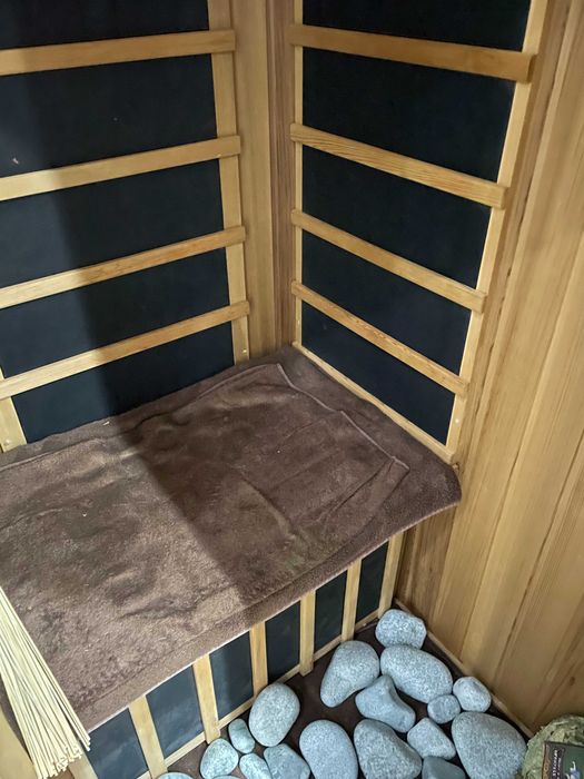 Продам одноместную инфракрасную сауну