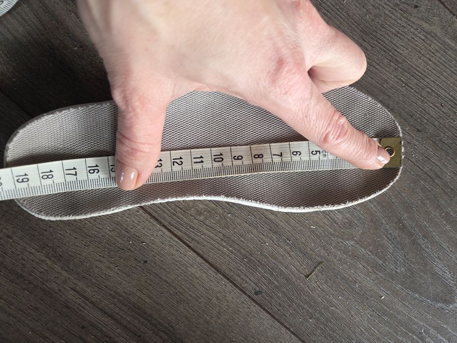 Adidasy sportowe marki Reserved rozm 30