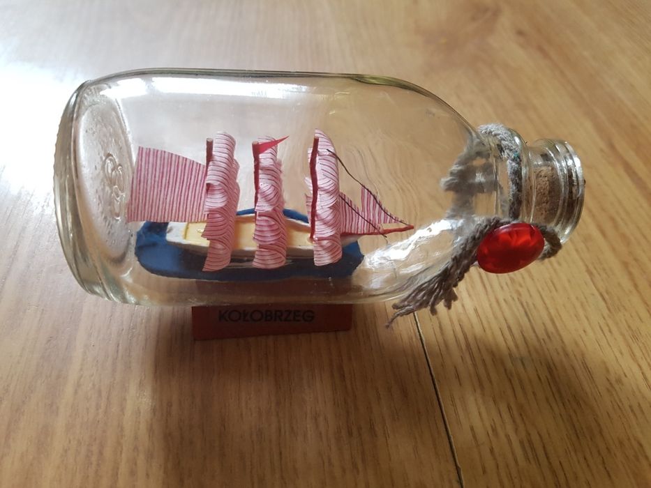 Statek W Butelce Kołobrzeg