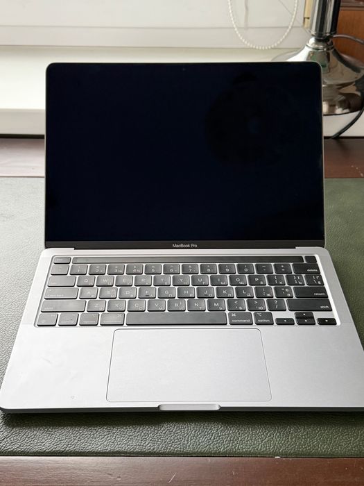 Macbook M1 Pro Silver бу