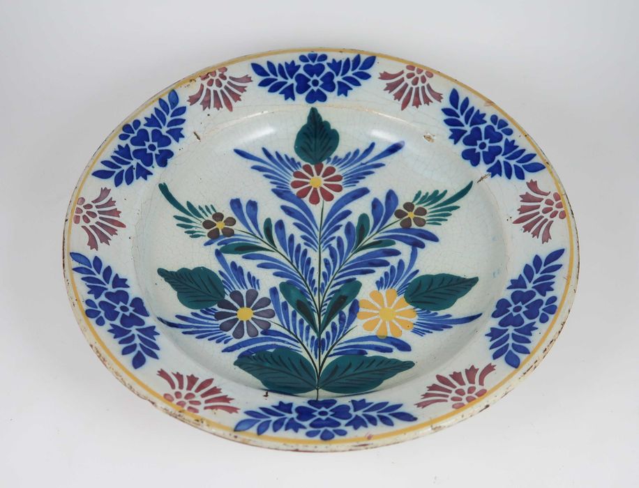 Prato Grande Faiança Portuguesa Séc. XIX - Flores - 29 cm