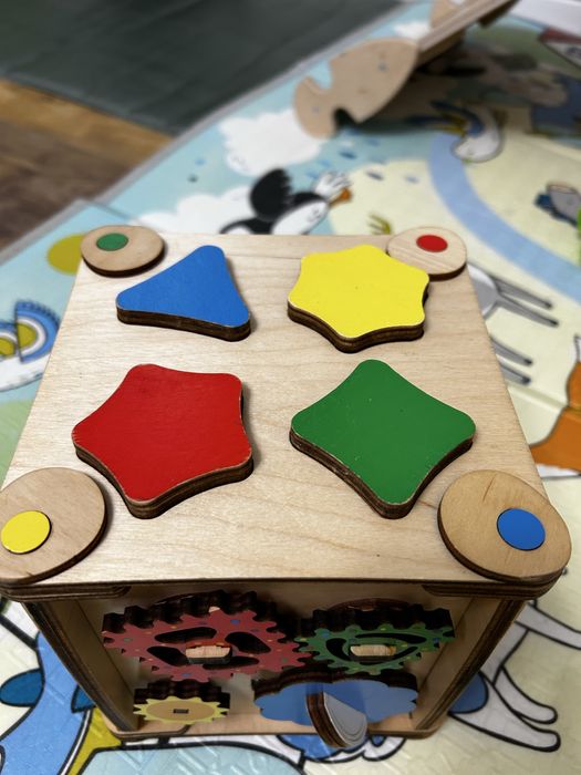 Бізікуб Good Play з LED підсвічуванням