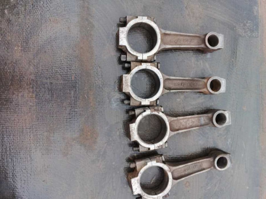 Шатуни укорочені