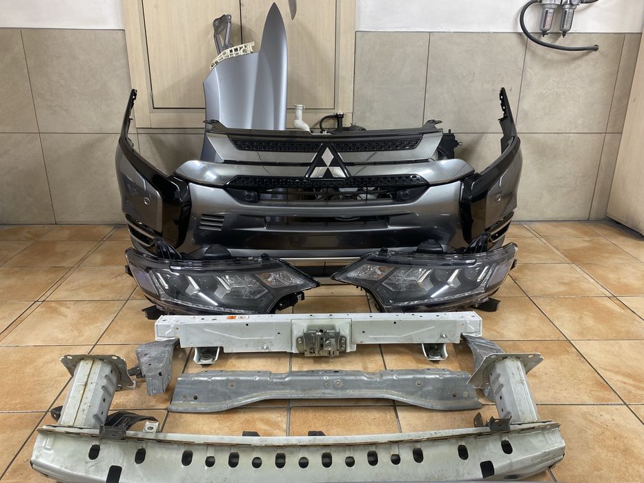 Крило outlander 3