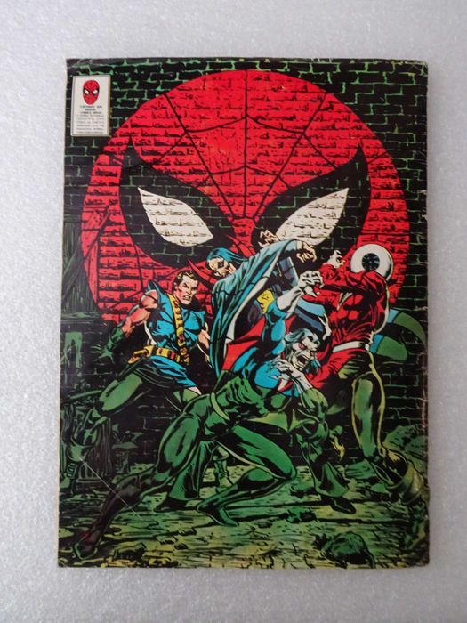 Caderneta de cromos O Homem Aranha e os Quatro Fantásticos (faltam 16)
