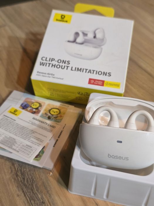 Fones Baseus (novos)
