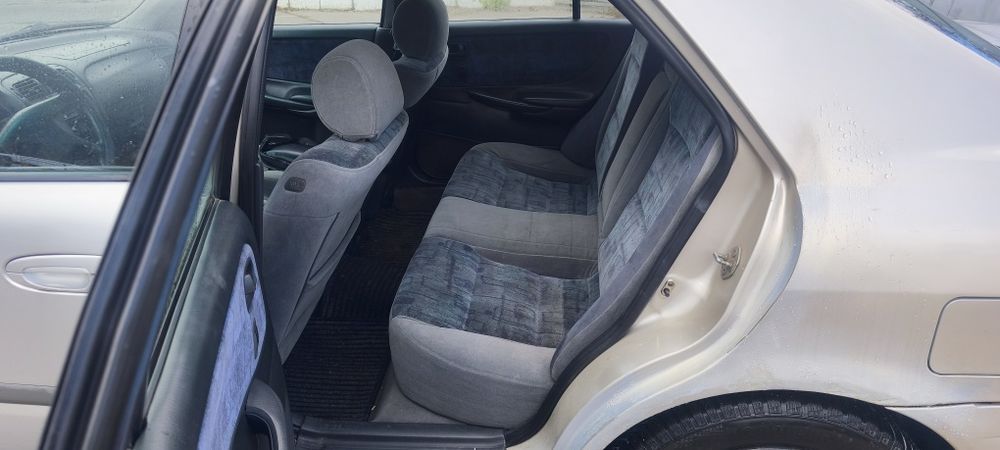 Продам Mazda 626gf дёшево.