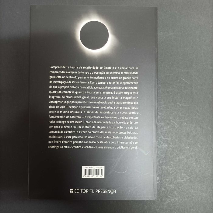 Uma Teoria Perfeita