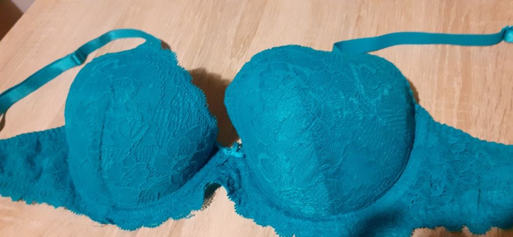 Bodyflirt zielony NOWY biustonosz damski 75B