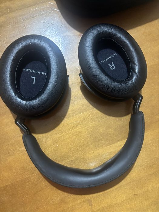 Sennheiser Momentum 4