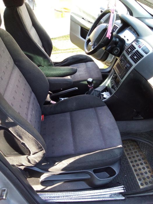 Peugeot 307 SW Gasolina 2004 - inspeçao valida