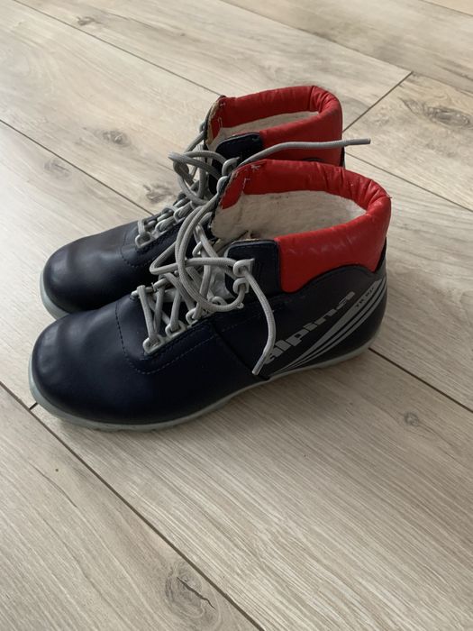 Взуття для лиж alpina