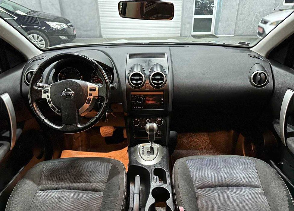 Продам NISSAN QASHQAI 2011 року