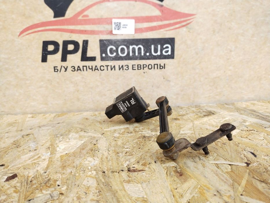 Volvo XC70 II 07-16 Датчик положения кузова задний левый 7G9N-5B738-AA