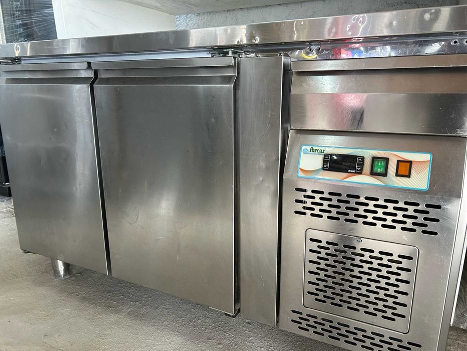 Bancada Horizontal frio em Inox com 2 portas + gaveta Forcar