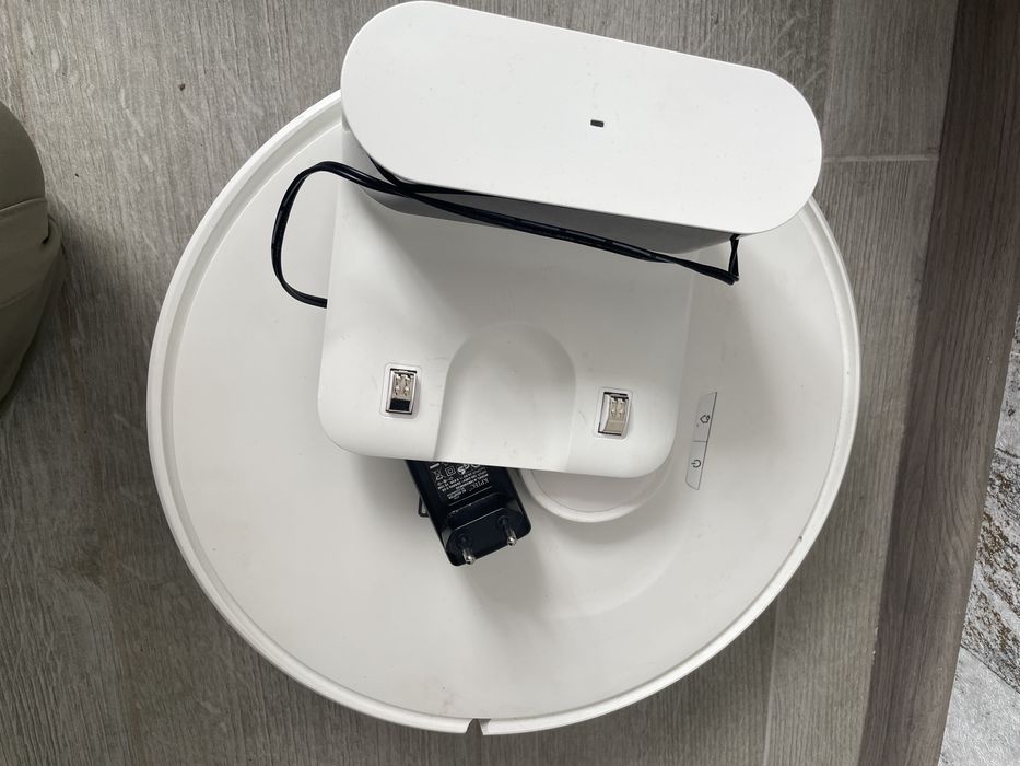 робот пилосос миючий Rowenta 75s